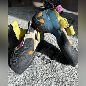 La Sportiva Skwama Rock Climbing Shoe